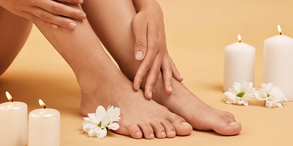 Manicure & Pedicure